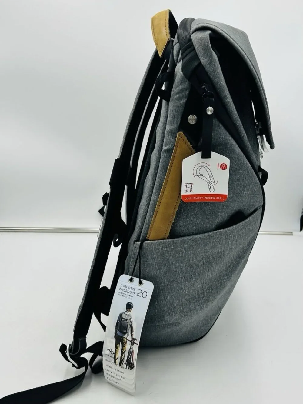 Peak Design Everyday Backpack 20L v1 Camera Bag Gray BB-20-AS-1 NEW